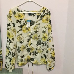 NWT Rue 21  flowered blouse